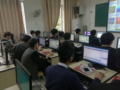 实训中心简介 计算机软硬件的协同开发基地